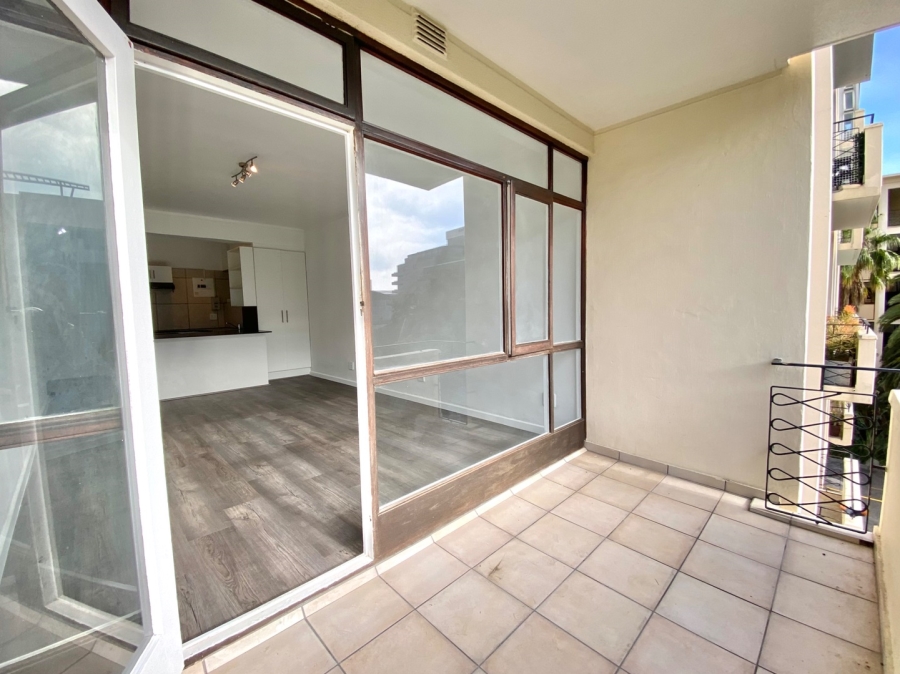 To Let 0 Bedroom Property for Rent in Sea Point Western Cape